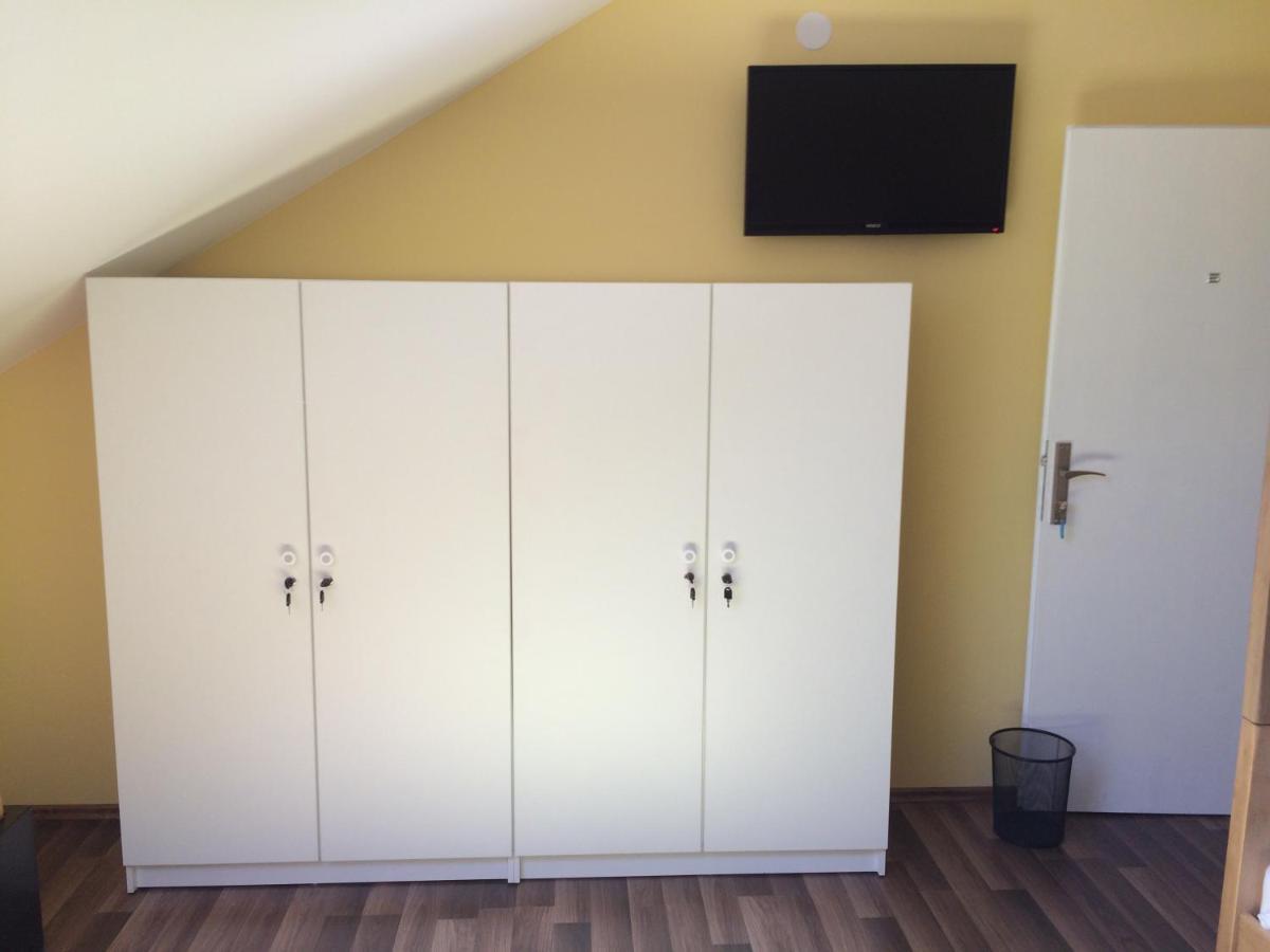 Hostel Jedvaj 克拉皮纳 外观 照片