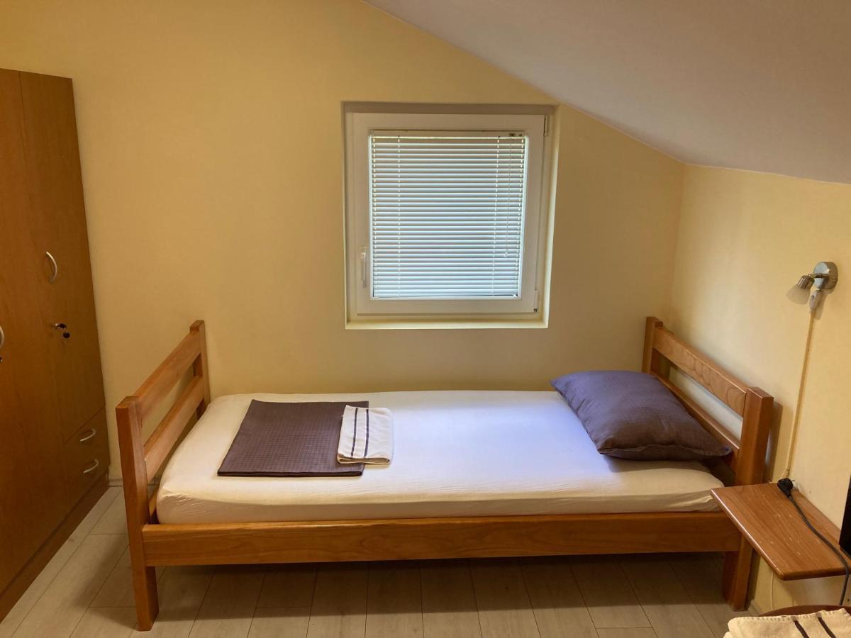 Hostel Jedvaj 克拉皮纳 外观 照片