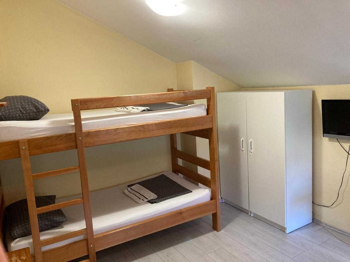 Hostel Jedvaj 克拉皮纳 外观 照片