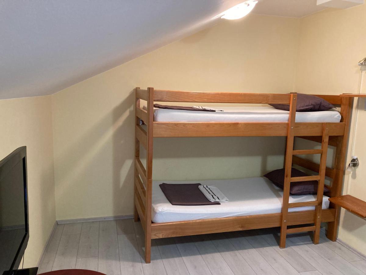 Hostel Jedvaj 克拉皮纳 外观 照片