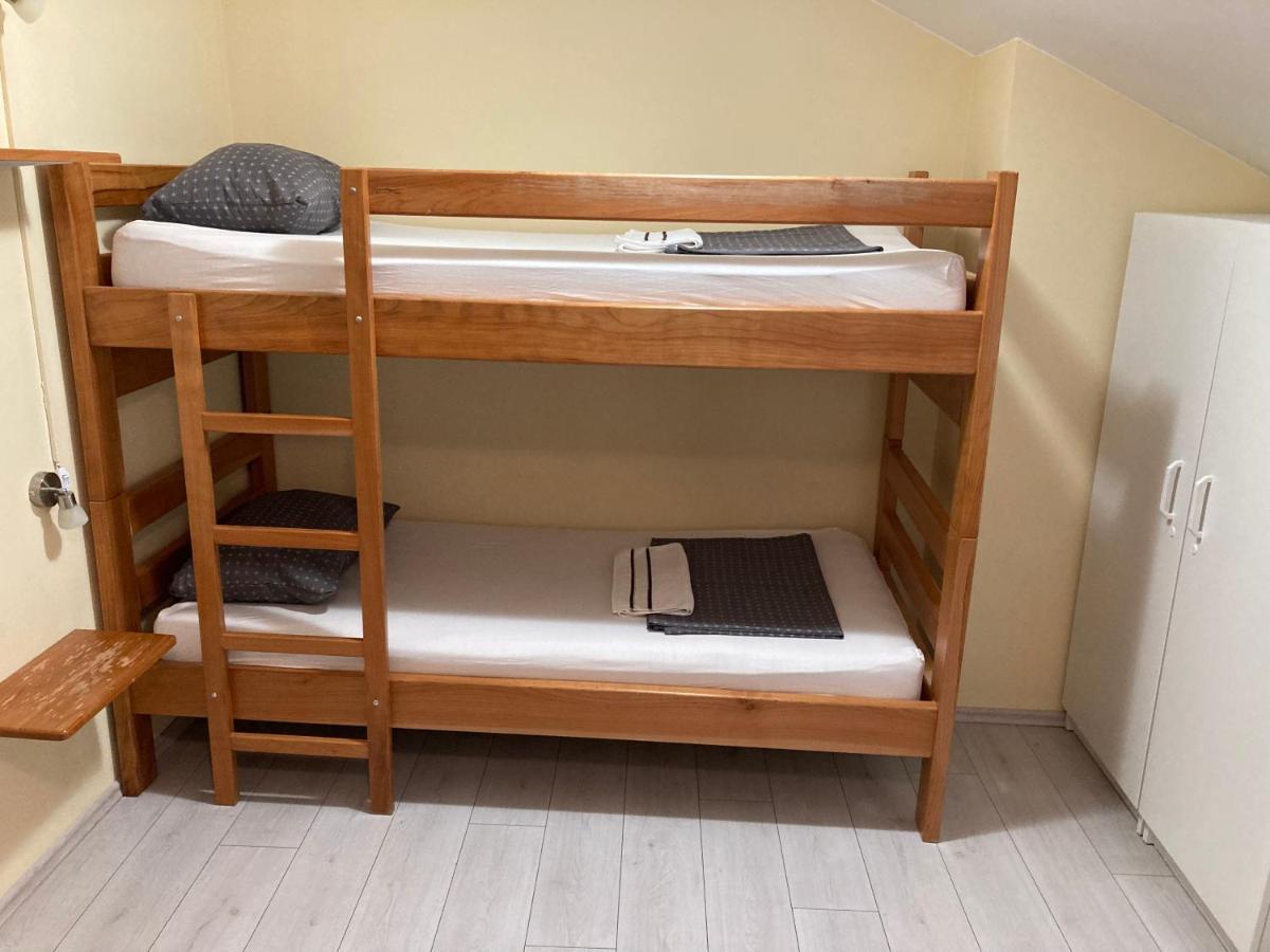 Hostel Jedvaj 克拉皮纳 外观 照片