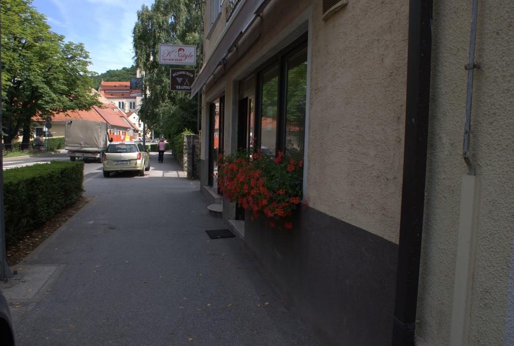 Hostel Jedvaj 克拉皮纳 外观 照片
