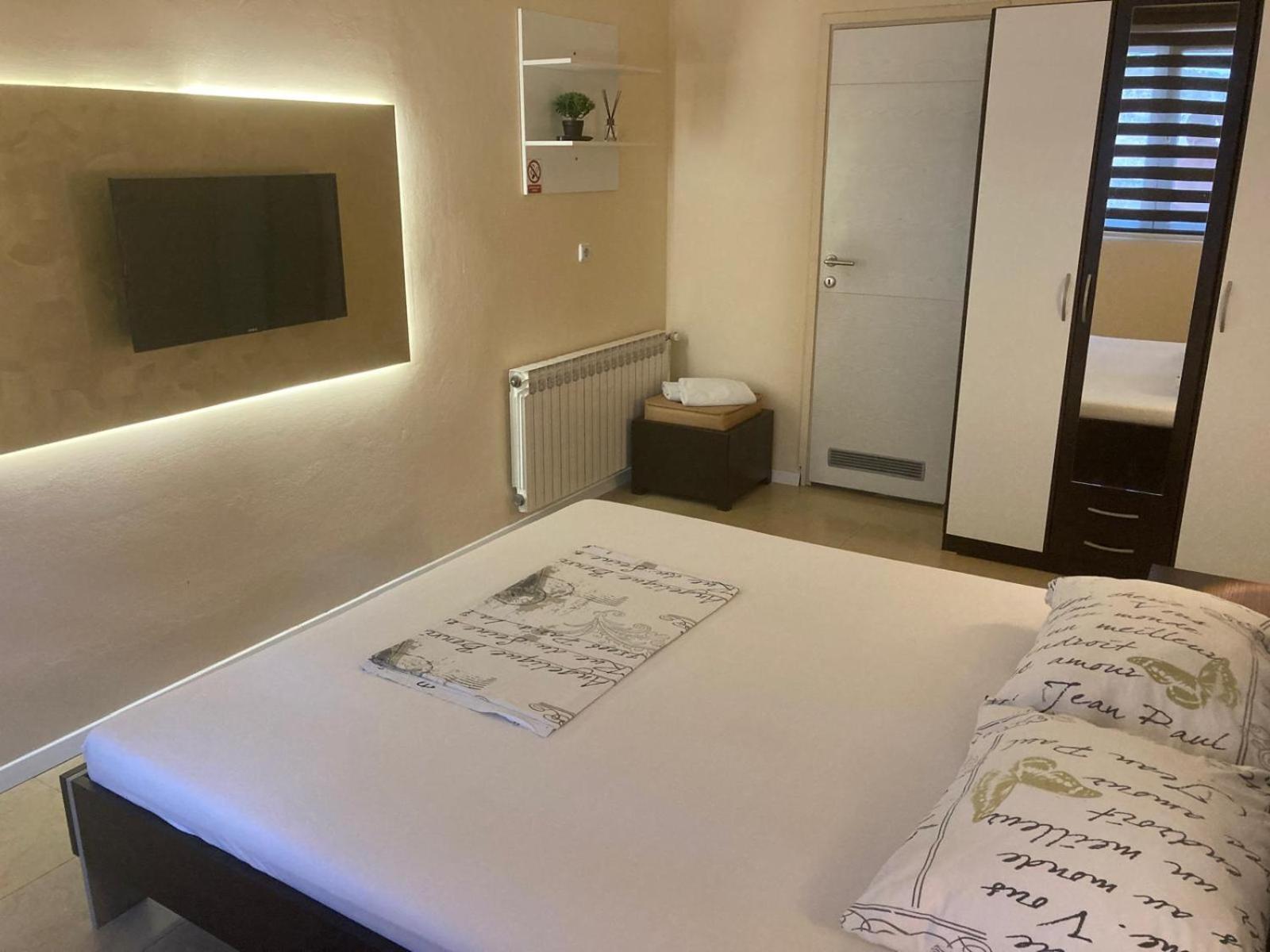 Hostel Jedvaj 克拉皮纳 外观 照片